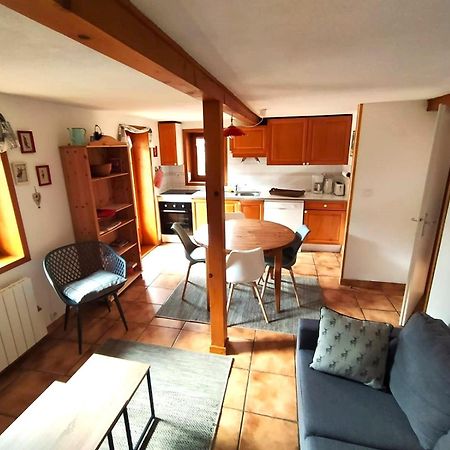 "Chalet Les Aravis" Chalet Et Appartements เลอกรองด์บอร์นอง ภายนอก รูปภาพ