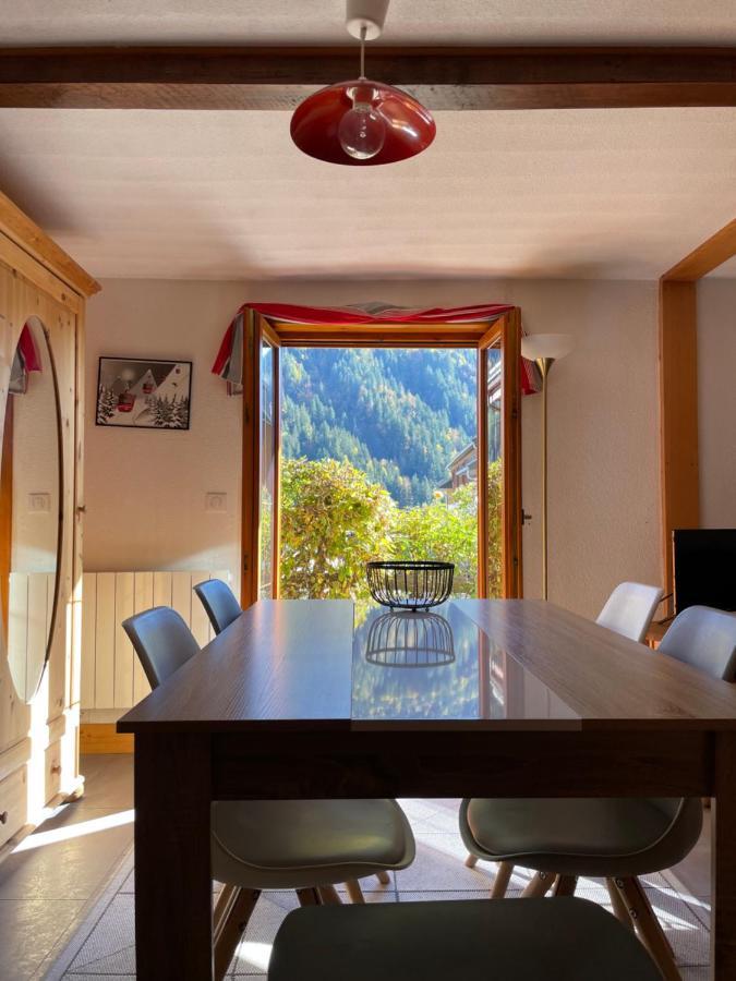 "Chalet Les Aravis" Chalet Et Appartements เลอกรองด์บอร์นอง ภายนอก รูปภาพ
