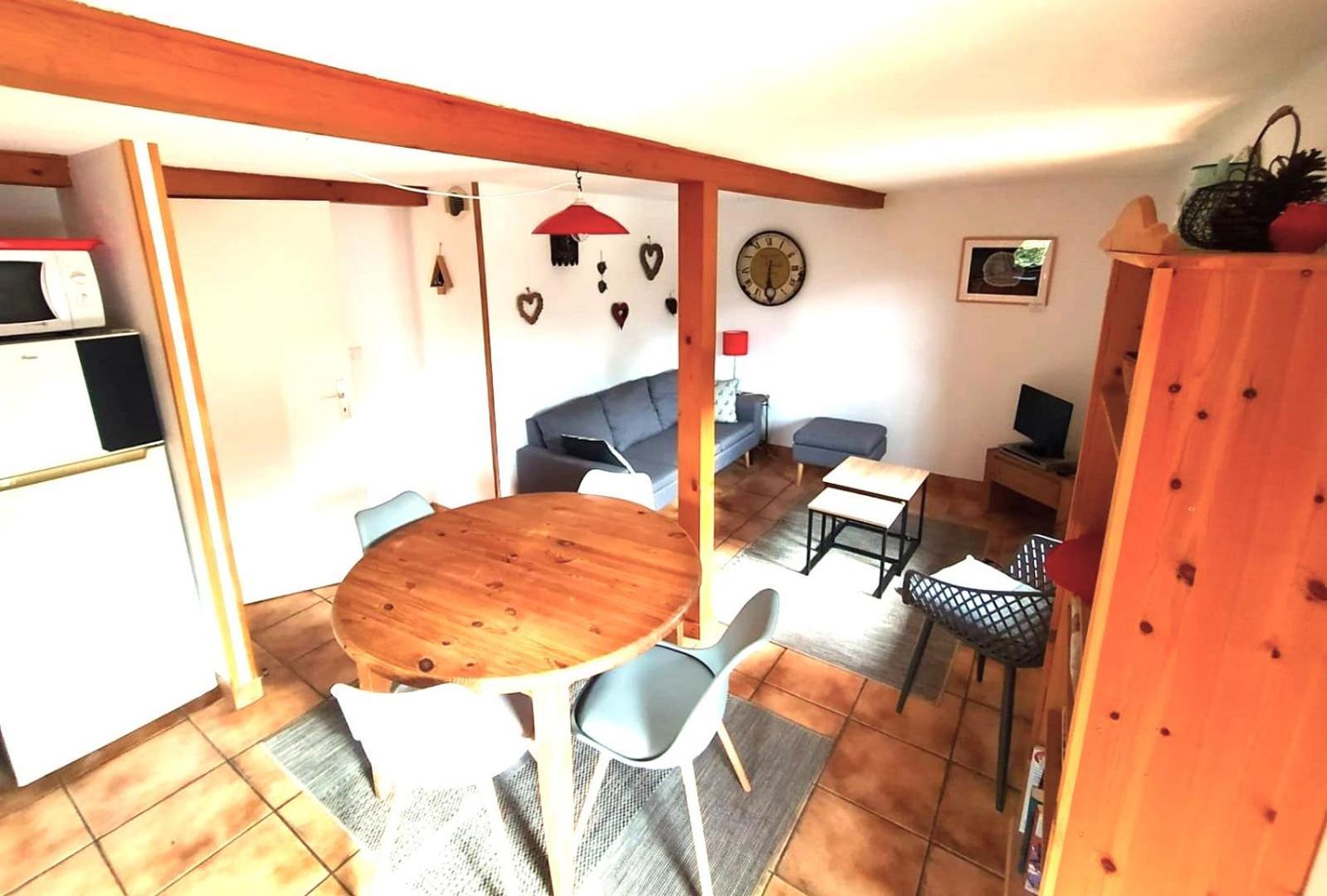"Chalet Les Aravis" Chalet Et Appartements เลอกรองด์บอร์นอง ภายนอก รูปภาพ
