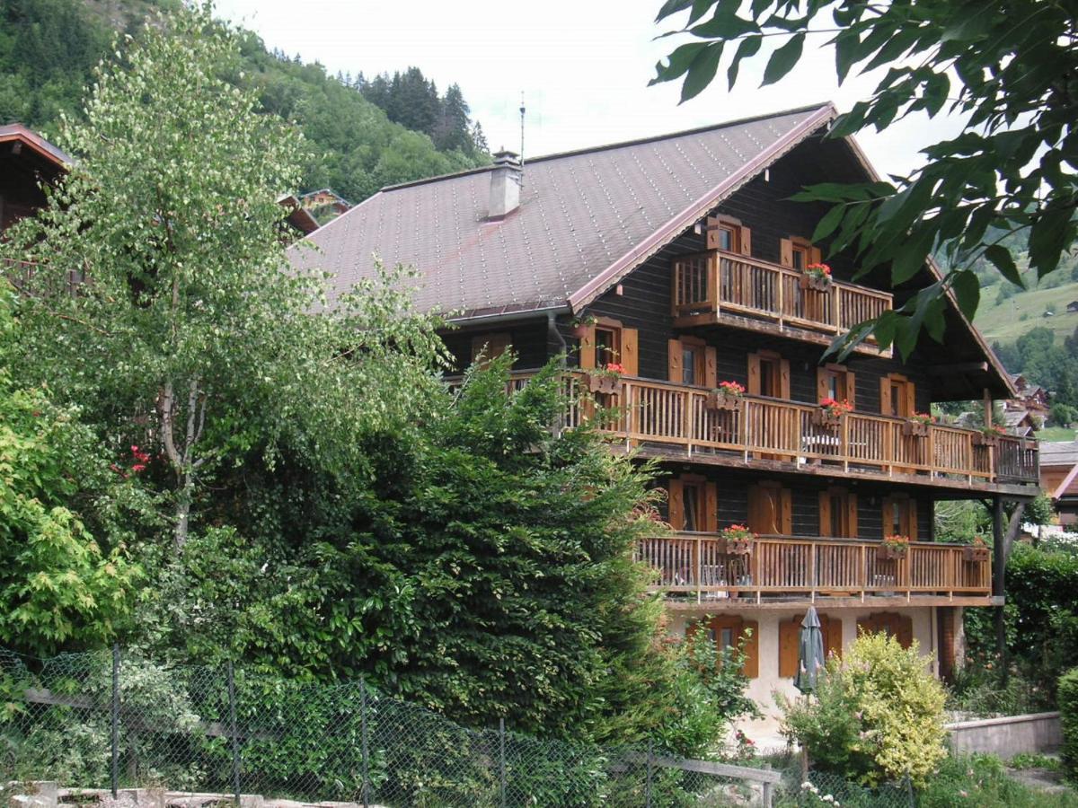 "Chalet Les Aravis" Chalet Et Appartements เลอกรองด์บอร์นอง ภายนอก รูปภาพ